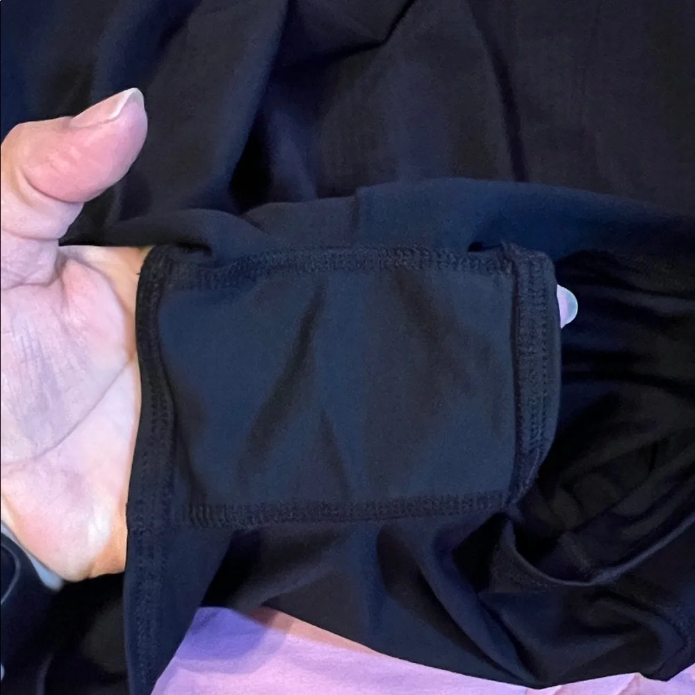 ALO Yoga Black Circle Skater Skirt